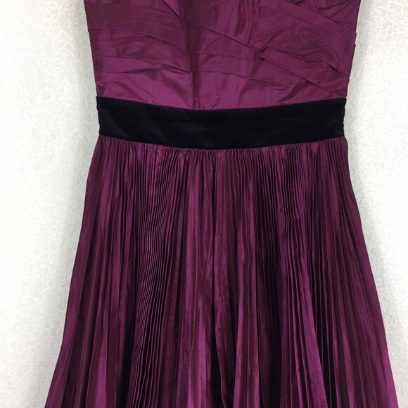 Dolce & Gabbana Purple Pleated Taffeta Knee Length Dress Size 4 Strapless Midi - Picture 9 of 15